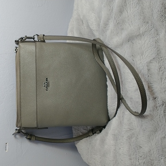 Coach Kitt Messenger Crossbody Bag Gray Crossgrain Leather Slim File Purse - Picture 2 of 14